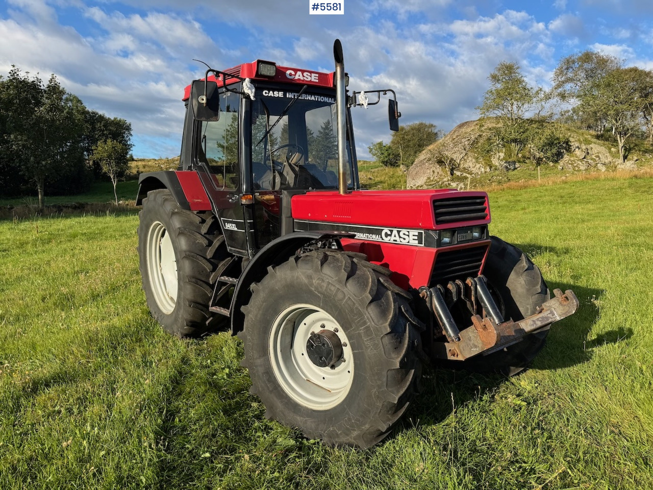 1992 Case IH 845 XL w/ front hydraulics - Traktor: gambar 1 1992 Case IH 845 XL w/ front hydraulics - Traktor: gambar 1