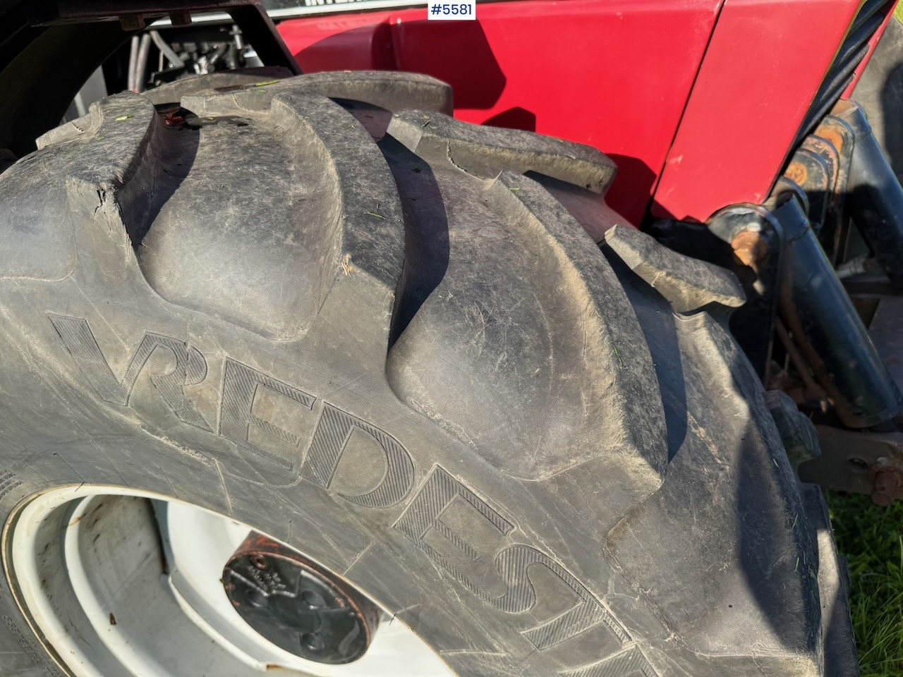 Traktor 1992 Case IH 845 XL w/ front hydraulics: gambar 8 Traktor 1992 Case IH 845 XL w/ front hydraulics: gambar 8