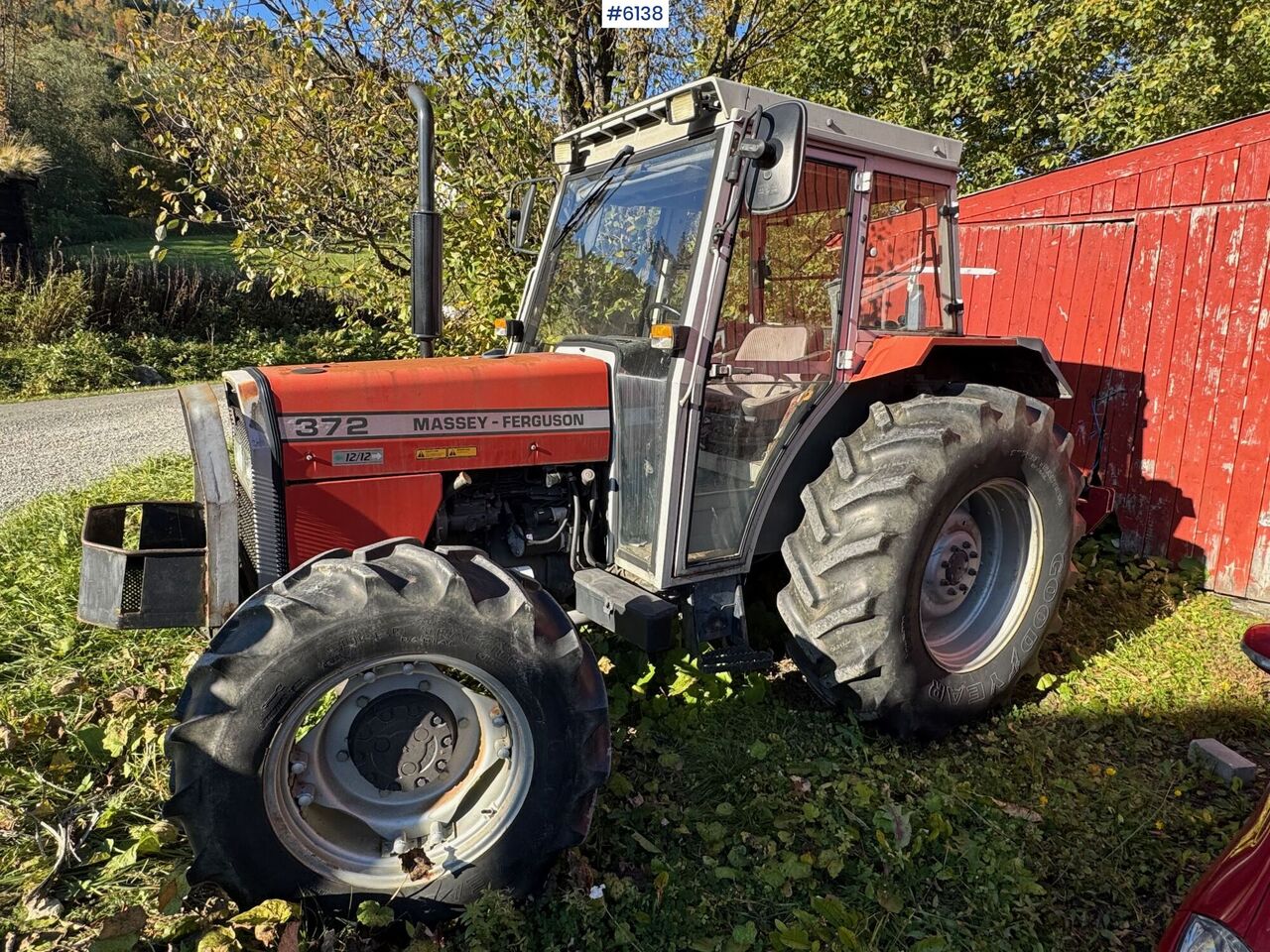 1992 Massey Ferguson 372 - Traktor: gambar 3 1992 Massey Ferguson 372 - Traktor: gambar 3