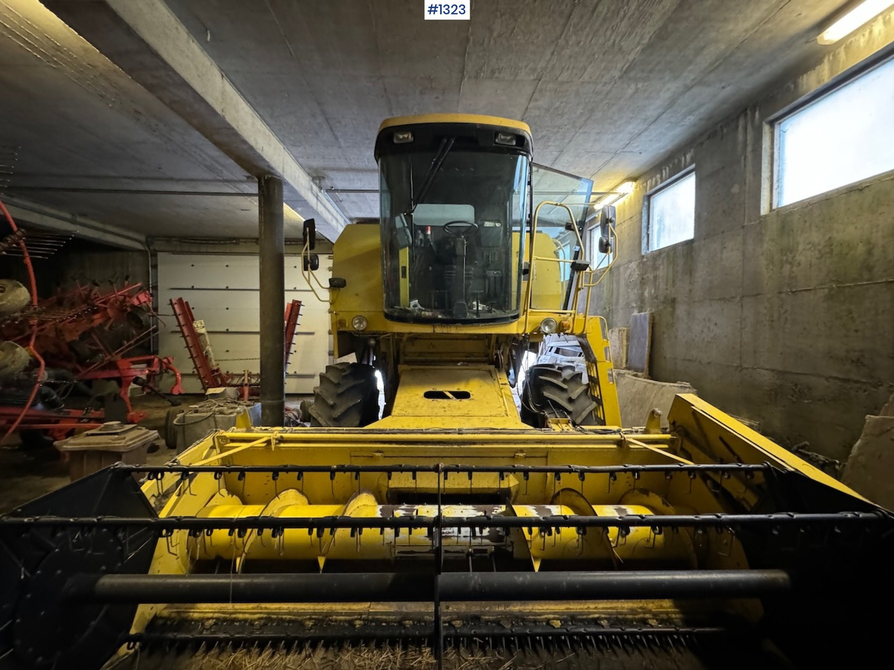 1992 New Holland TC52 Combine - Pemanen gabungan: gambar 3 1992 New Holland TC52 Combine - Pemanen gabungan: gambar 3