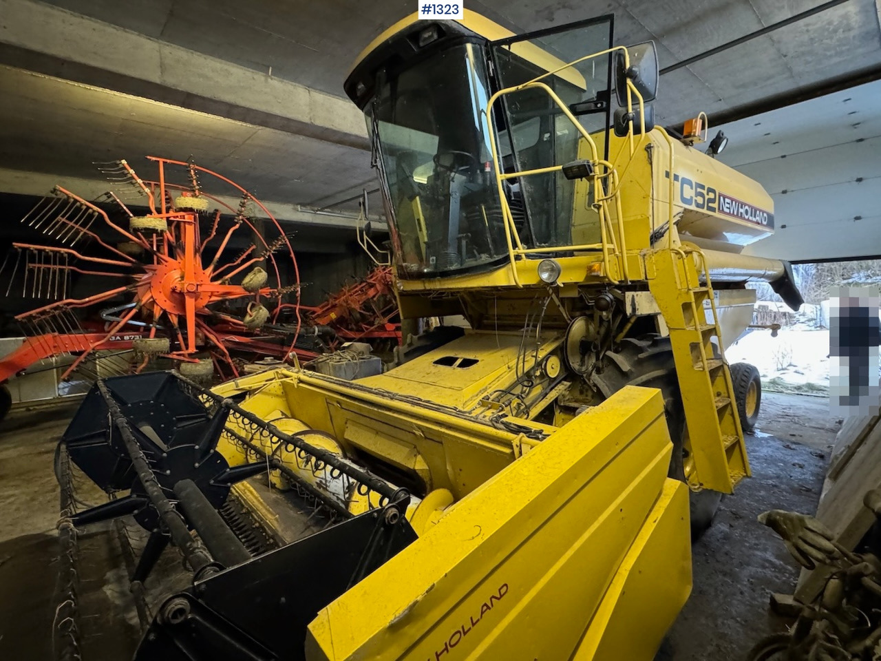1992 New Holland TC52 Combine - Pemanen gabungan: gambar 2 1992 New Holland TC52 Combine - Pemanen gabungan: gambar 2