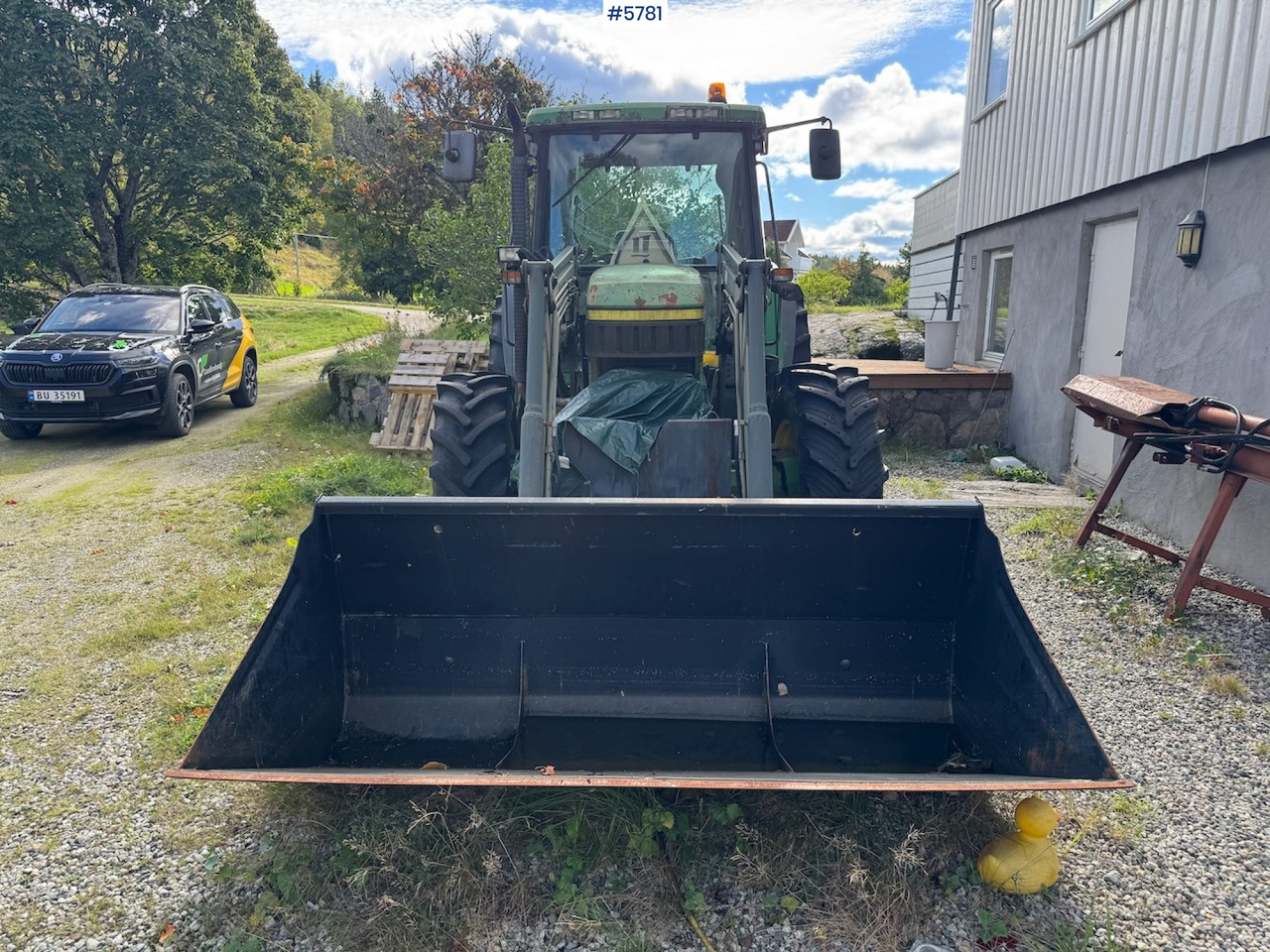 1993 John Deere 6300 w/ front loader and plow plate. - Traktor: gambar 3 1993 John Deere 6300 w/ front loader and plow plate. - Traktor: gambar 3