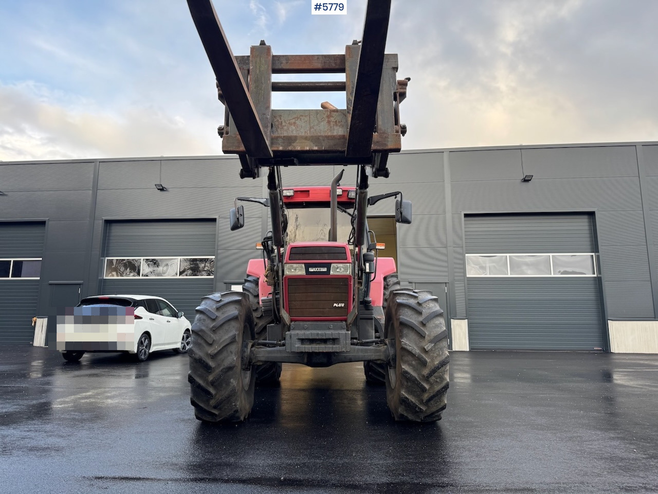 Leasing 1995 Case IH 5150 Maxxum w/ front loader. 1995 Case IH 5150 Maxxum w/ front loader.: gambar 5 Leasing 1995 Case IH 5150 Maxxum w/ front loader. 1995 Case IH 5150 Maxxum w/ front loader.: gambar 5