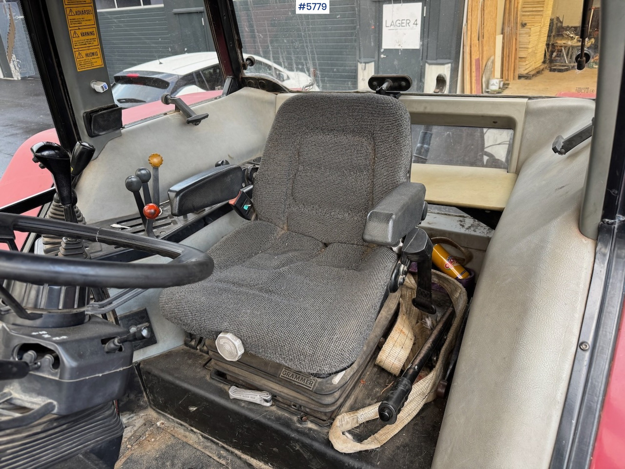 Leasing 1995 Case IH 5150 Maxxum w/ front loader. 1995 Case IH 5150 Maxxum w/ front loader.: gambar 20 Leasing 1995 Case IH 5150 Maxxum w/ front loader. 1995 Case IH 5150 Maxxum w/ front loader.: gambar 20