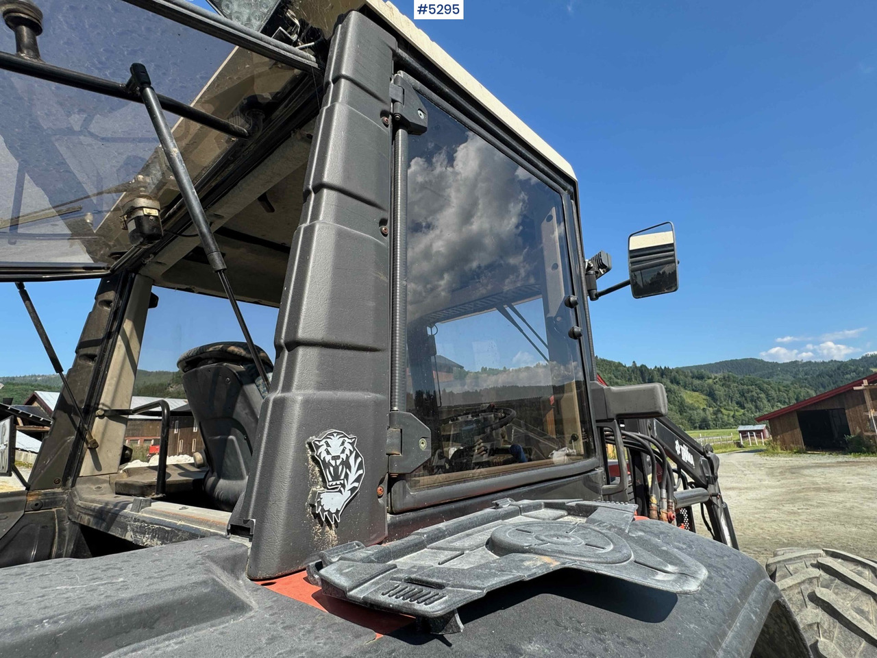 Leasing  1995 SAME Antares tractor w/ front loader. WATCH VIDEO! 1995 SAME Antares tractor w/ front loader. WATCH VIDEO!: gambar 9