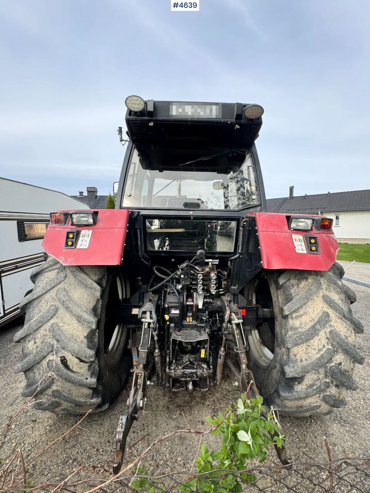 1996 CASE IH 5140 Maxxum Plus w/ front loader - Traktor: gambar 4 1996 CASE IH 5140 Maxxum Plus w/ front loader - Traktor: gambar 4