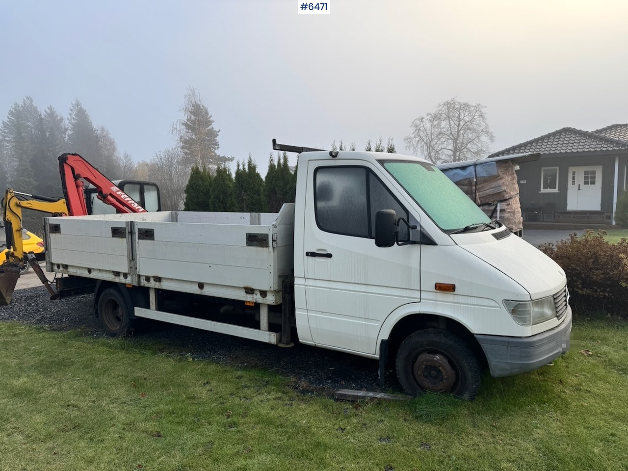 1996 Mercedes 412D Flatbed truck w/ Rear-mounted crane. - Van flatbed: gambar 3 1996 Mercedes 412D Flatbed truck w/ Rear-mounted crane. - Van flatbed: gambar 3