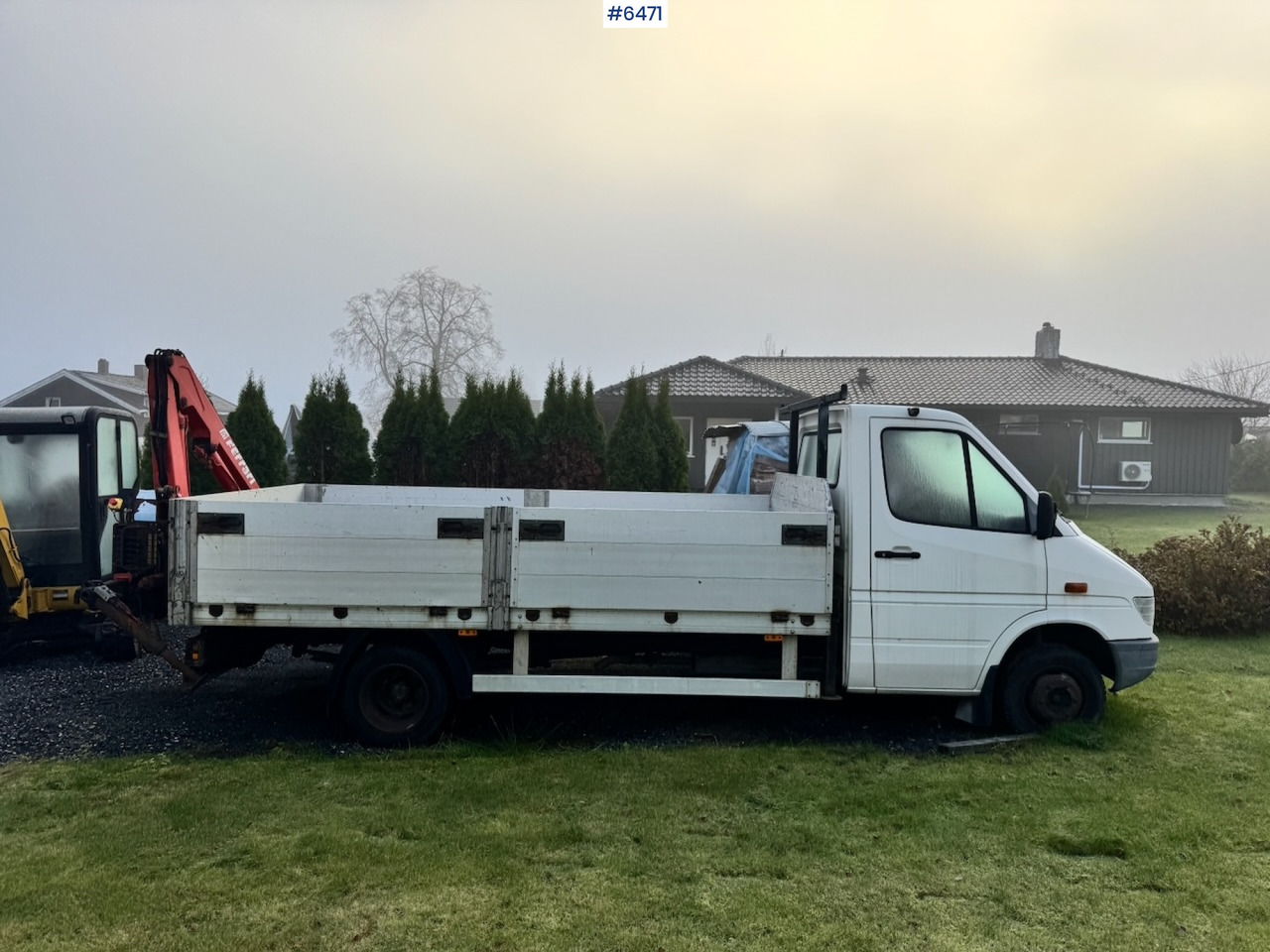 1996 Mercedes 412D Flatbed truck w/ Rear-mounted crane. - Van flatbed: gambar 4 1996 Mercedes 412D Flatbed truck w/ Rear-mounted crane. - Van flatbed: gambar 4