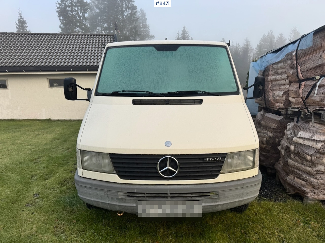 1996 Mercedes 412D Flatbed truck w/ Rear-mounted crane. - Van flatbed: gambar 2 1996 Mercedes 412D Flatbed truck w/ Rear-mounted crane. - Van flatbed: gambar 2