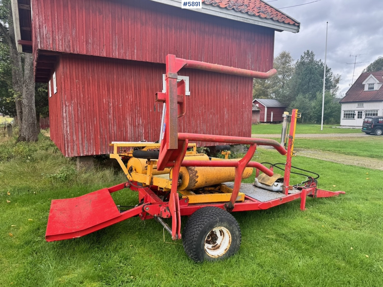 1997 Tellefsdal AW4000 round bale wrapper - Peralatan untuk pembuatan jerami: gambar 3 1997 Tellefsdal AW4000 round bale wrapper - Peralatan untuk pembuatan jerami: gambar 3