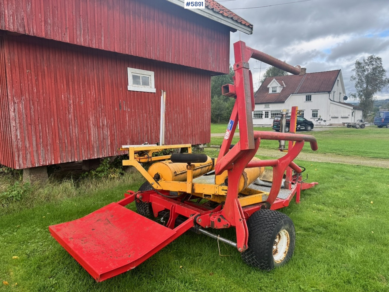 1997 Tellefsdal AW4000 round bale wrapper - Peralatan untuk pembuatan jerami: gambar 4 1997 Tellefsdal AW4000 round bale wrapper - Peralatan untuk pembuatan jerami: gambar 4
