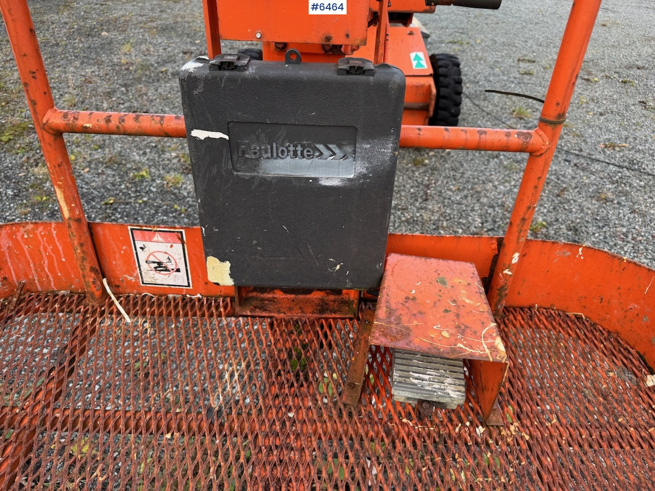 1998 Haulette HA 15 I Bomlift. Rep. object. - Platform pengangkat: gambar 4 1998 Haulette HA 15 I Bomlift. Rep. object. - Platform pengangkat: gambar 4