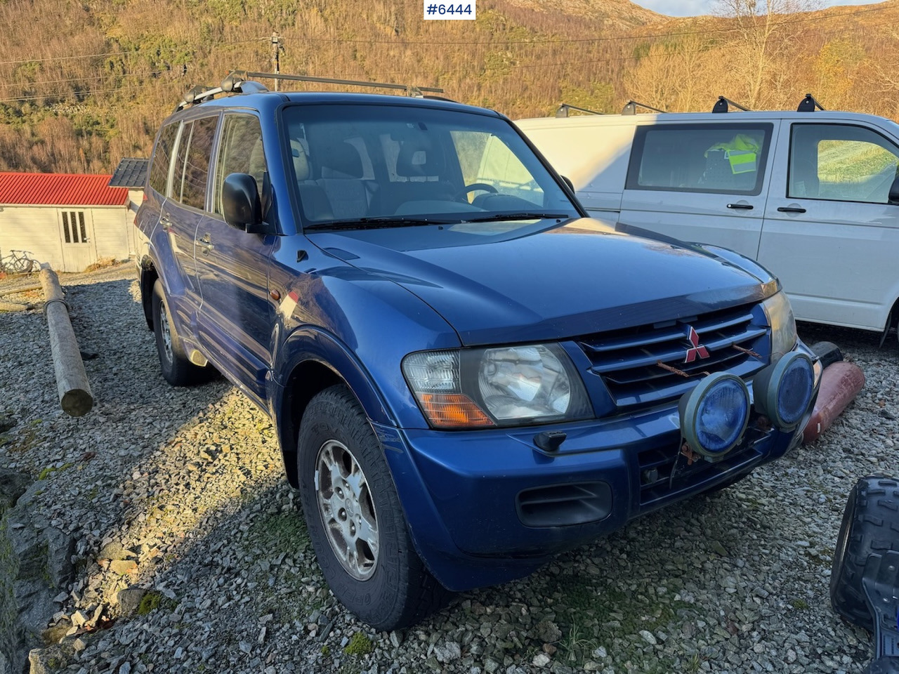 2000 Mitsubishi Pajero GLX with 7 seats - Mobil: gambar 3 2000 Mitsubishi Pajero GLX with 7 seats - Mobil: gambar 3