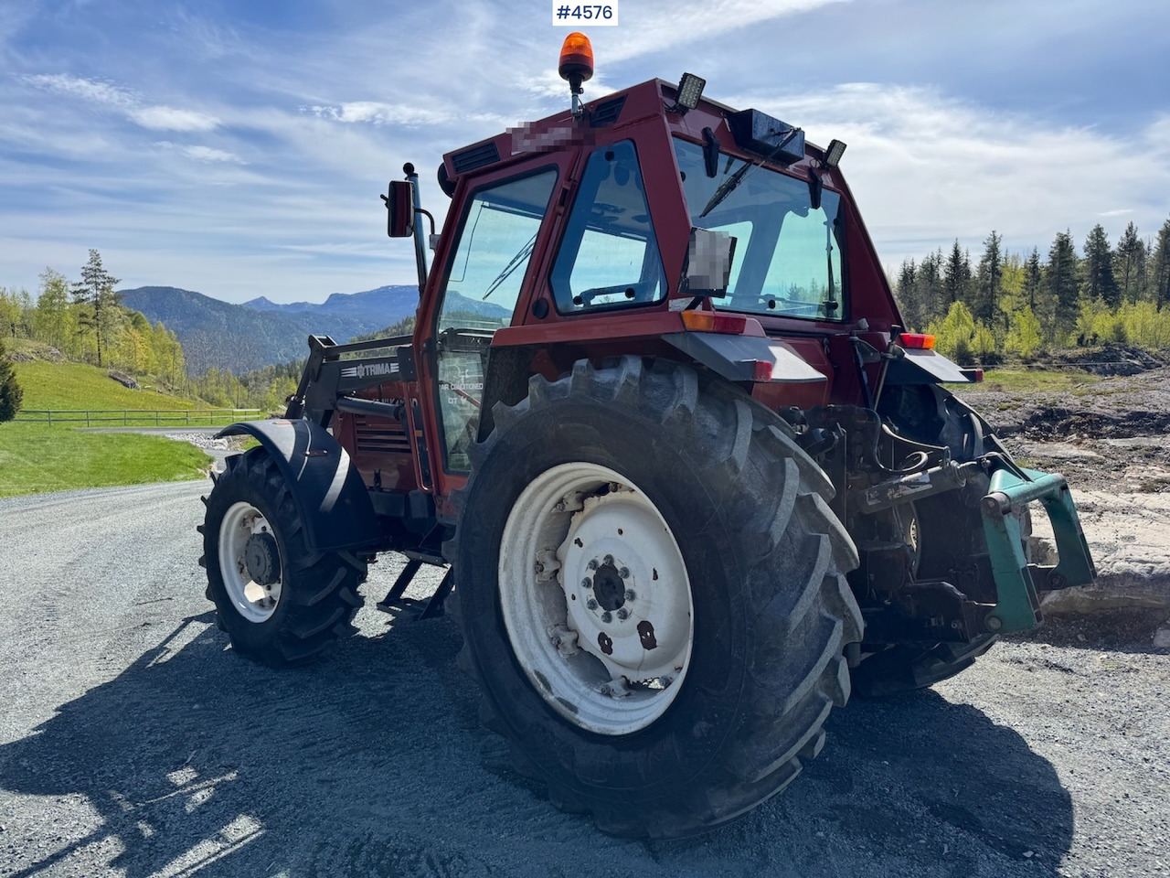 2002 Fiat 110-90 DT w/front loader. 1590 hours! - Traktor: gambar 2 2002 Fiat 110-90 DT w/front loader. 1590 hours! - Traktor: gambar 2