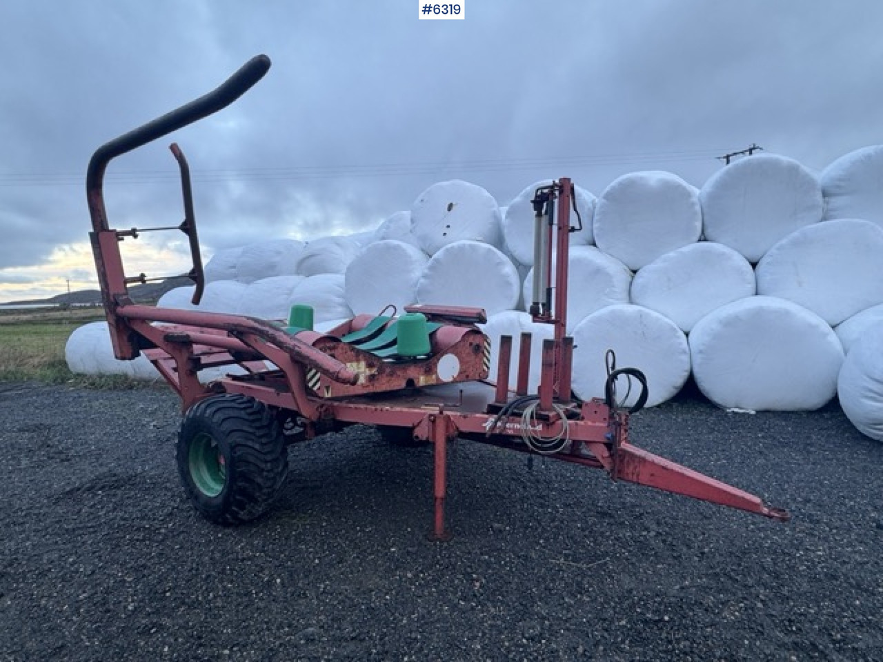 2002 Kverneland UN 7515 round bale wrapper - Peralatan untuk pembuatan jerami: gambar 2 2002 Kverneland UN 7515 round bale wrapper - Peralatan untuk pembuatan jerami: gambar 2