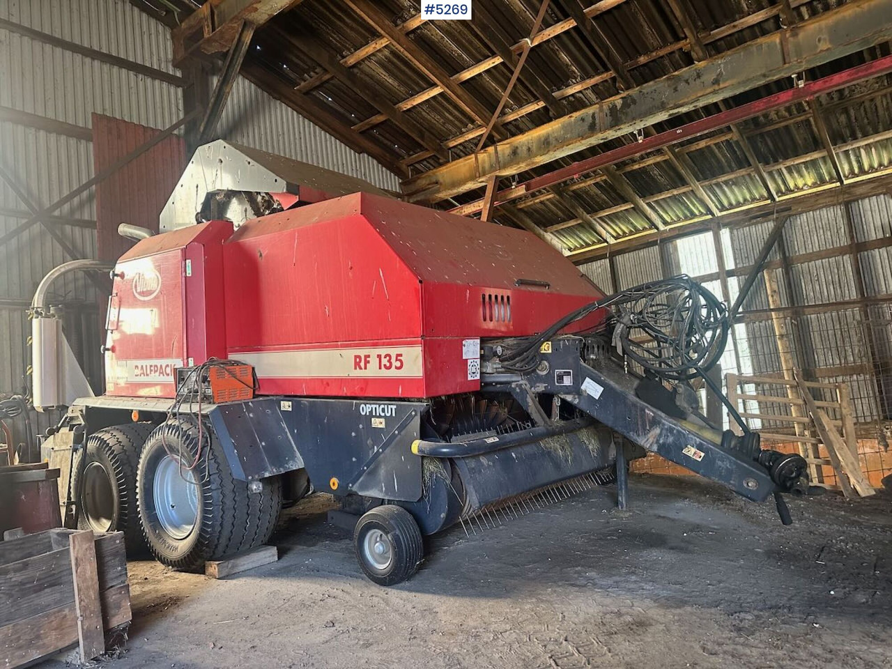 2003 Vicon RF 135 opticut round baler. - Peralatan untuk pembuatan jerami: gambar 1 2003 Vicon RF 135 opticut round baler. - Peralatan untuk pembuatan jerami: gambar 1