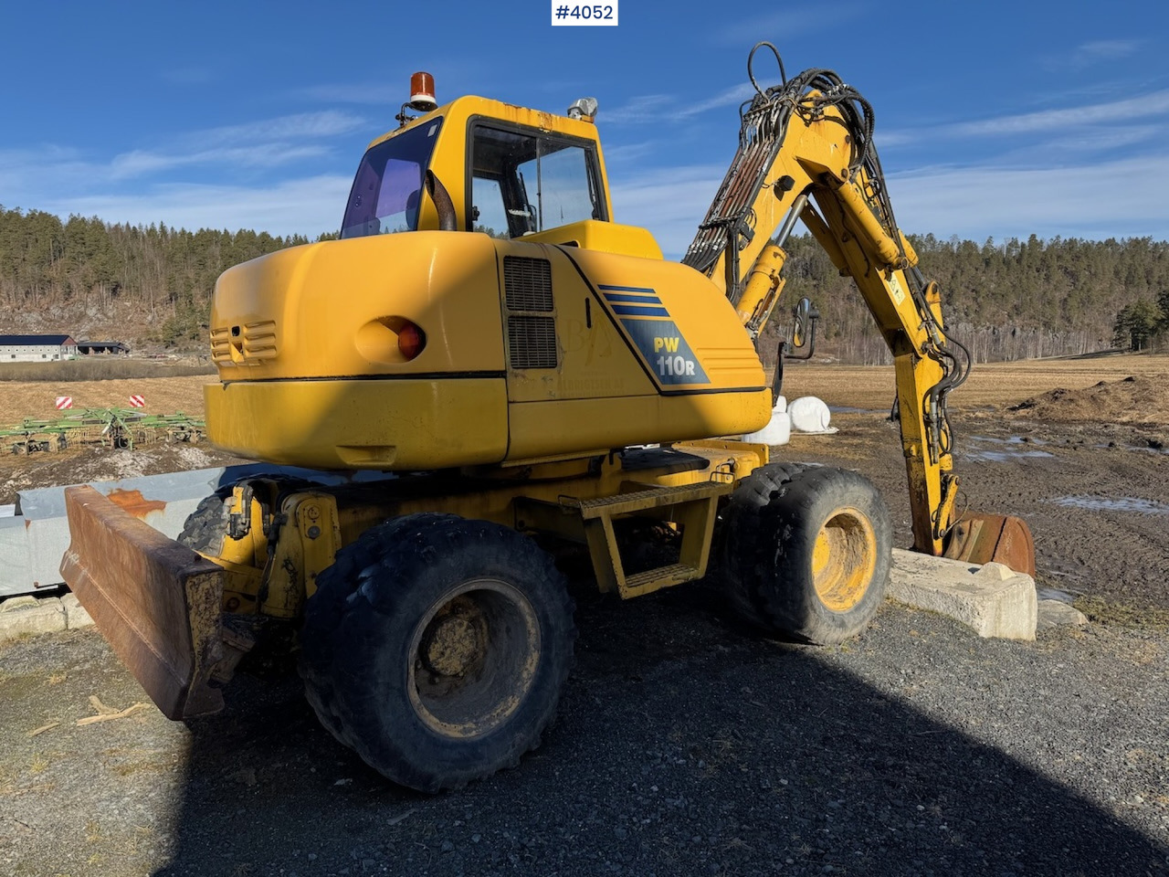 2004 Komatsu PW 110R - Ekskavator: gambar 3 2004 Komatsu PW 110R - Ekskavator: gambar 3