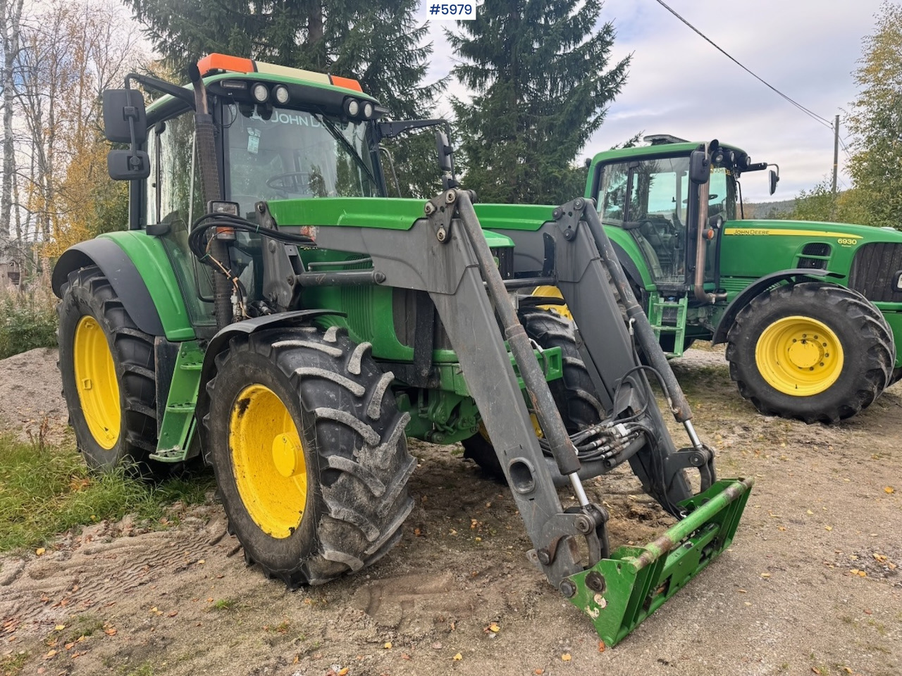 2005 John Deere 6420 with Front Loader - Traktor: gambar 1 2005 John Deere 6420 with Front Loader - Traktor: gambar 1