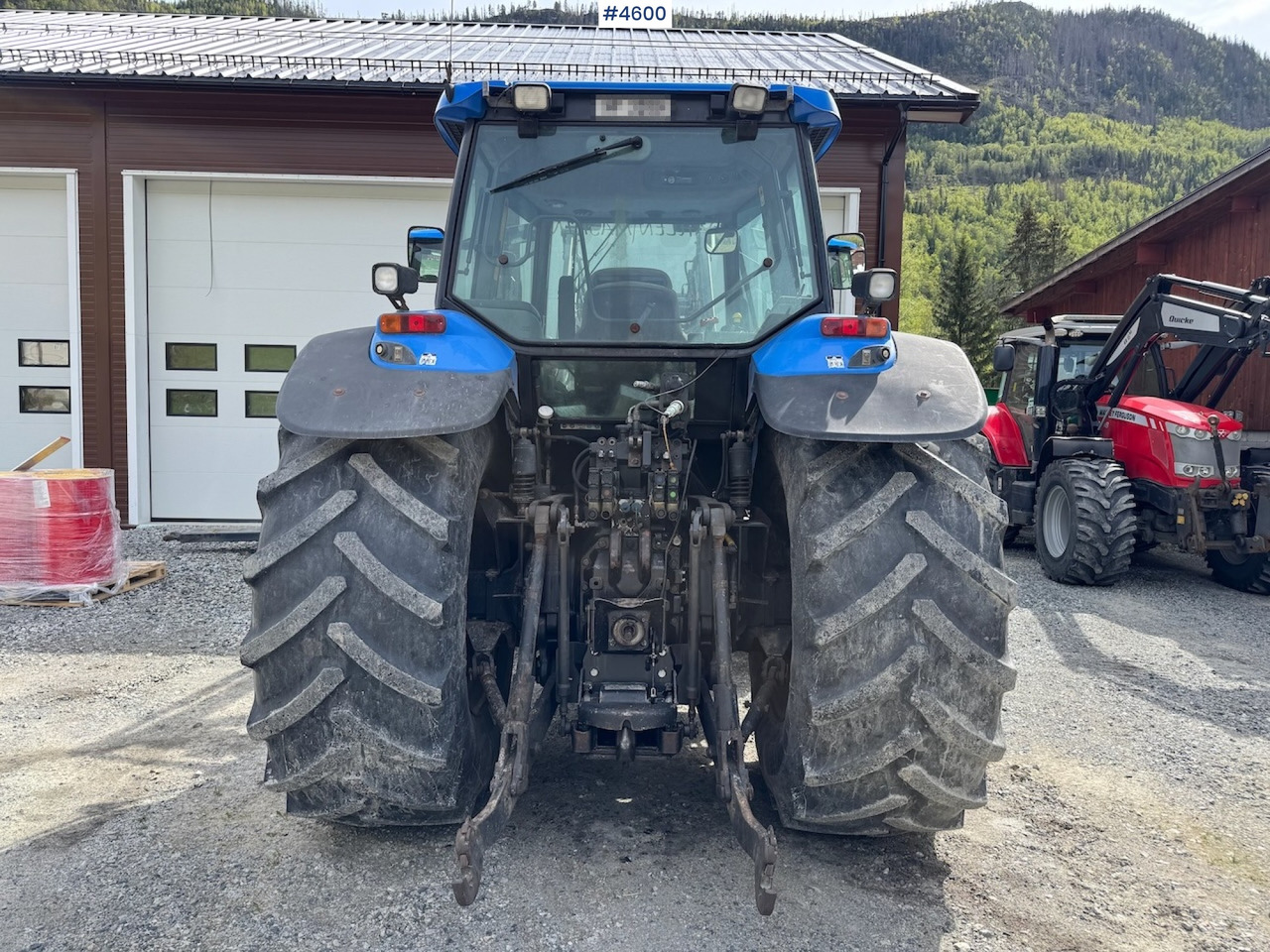 2005 New Holland TM190 w/front loader - Traktor: gambar 4 2005 New Holland TM190 w/front loader - Traktor: gambar 4