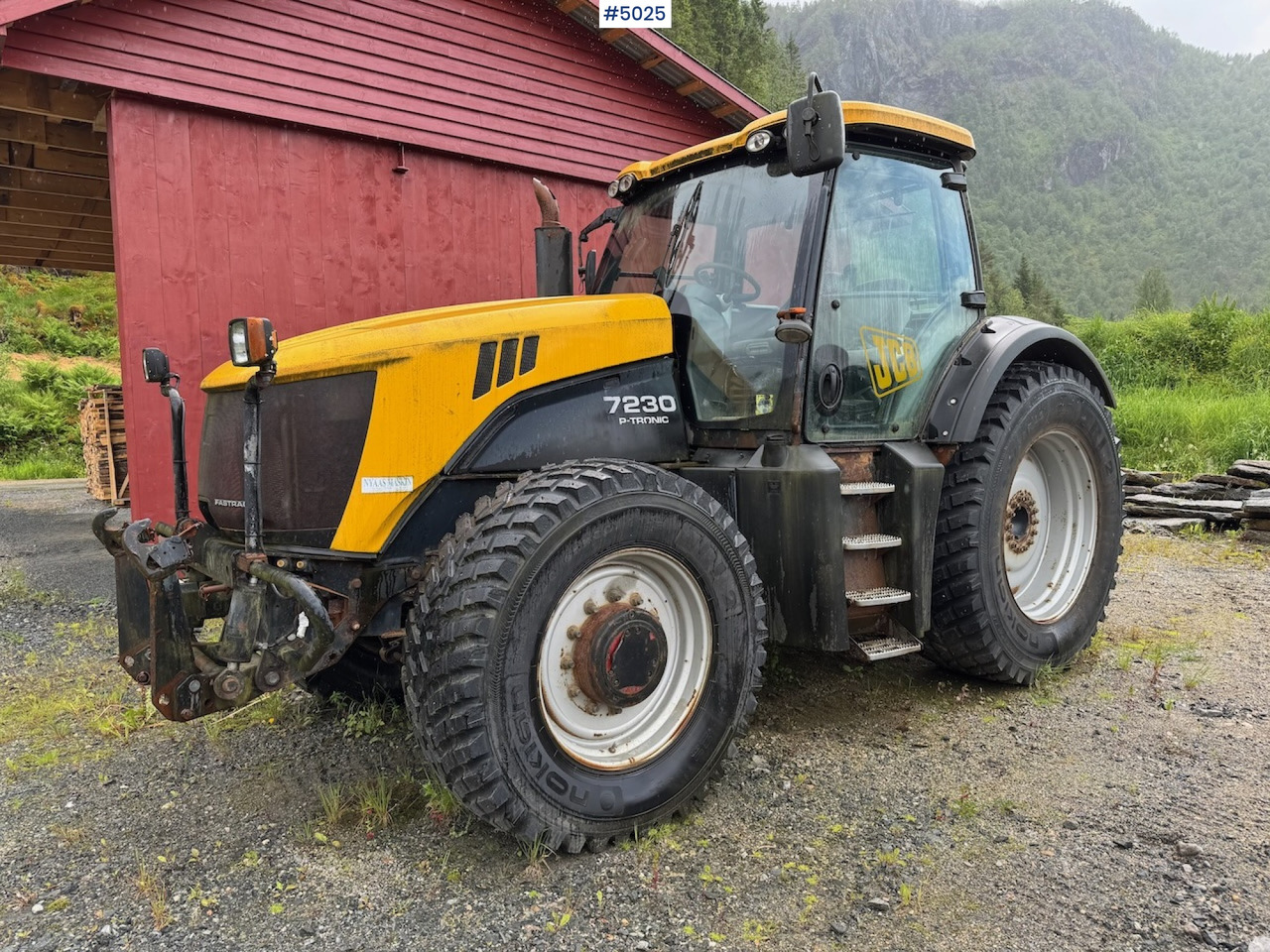 2008 JCB Fastrac 7230 P-Tronic w/Front hydraulics and PTO. - Traktor: gambar 4 2008 JCB Fastrac 7230 P-Tronic w/Front hydraulics and PTO. - Traktor: gambar 4