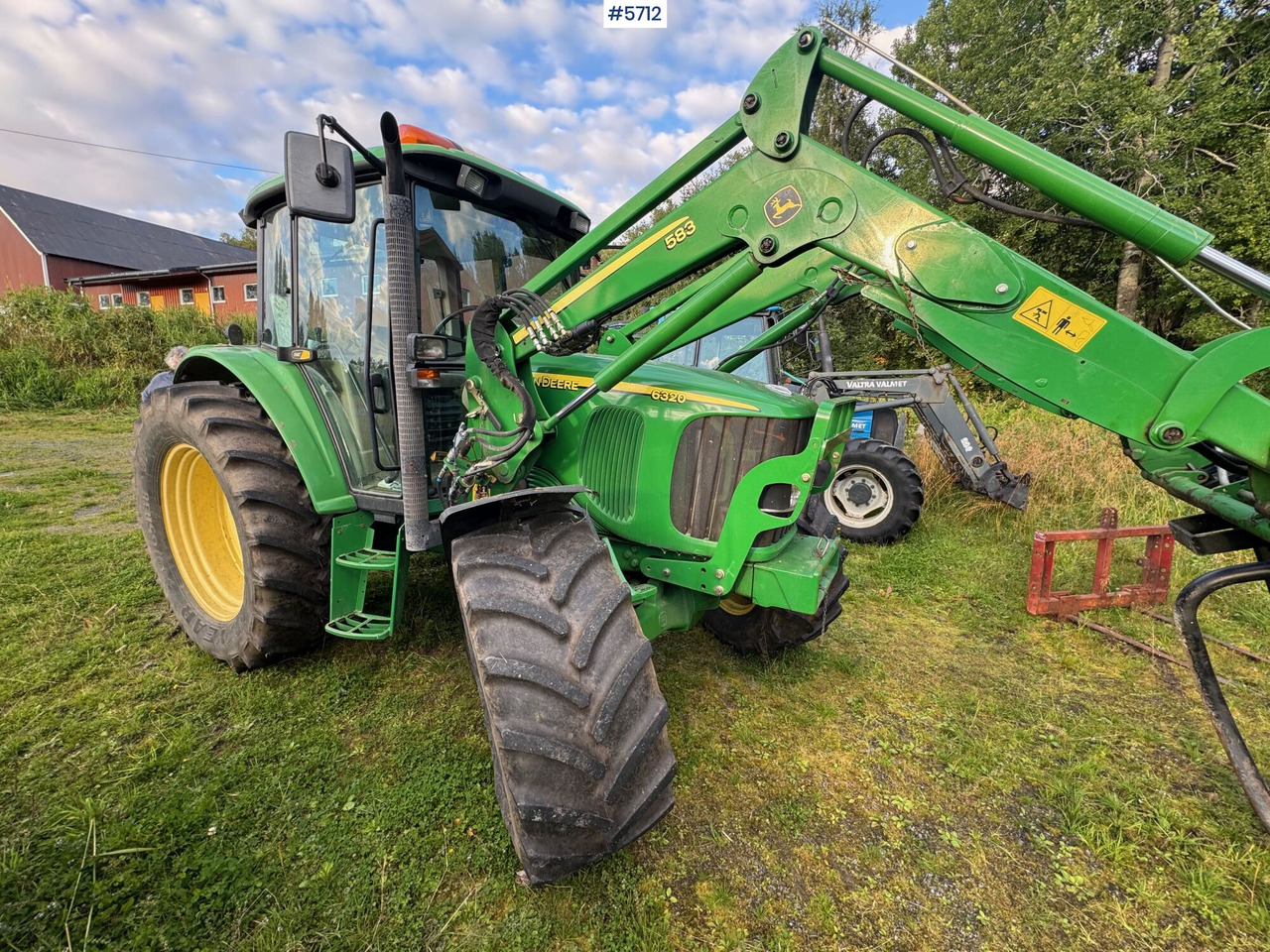 2008 John Deere 6320 SE with front loader and 2 buckets! - Traktor: gambar 2 2008 John Deere 6320 SE with front loader and 2 buckets! - Traktor: gambar 2