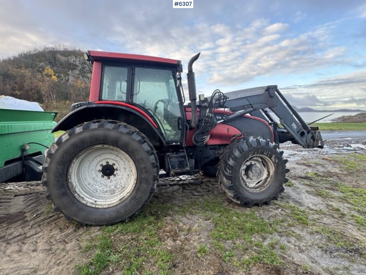 2008 Valtra T190 with front loader and 3rd function. SEE VIDEO! - Traktor: gambar 5 2008 Valtra T190 with front loader and 3rd function. SEE VIDEO! - Traktor: gambar 5