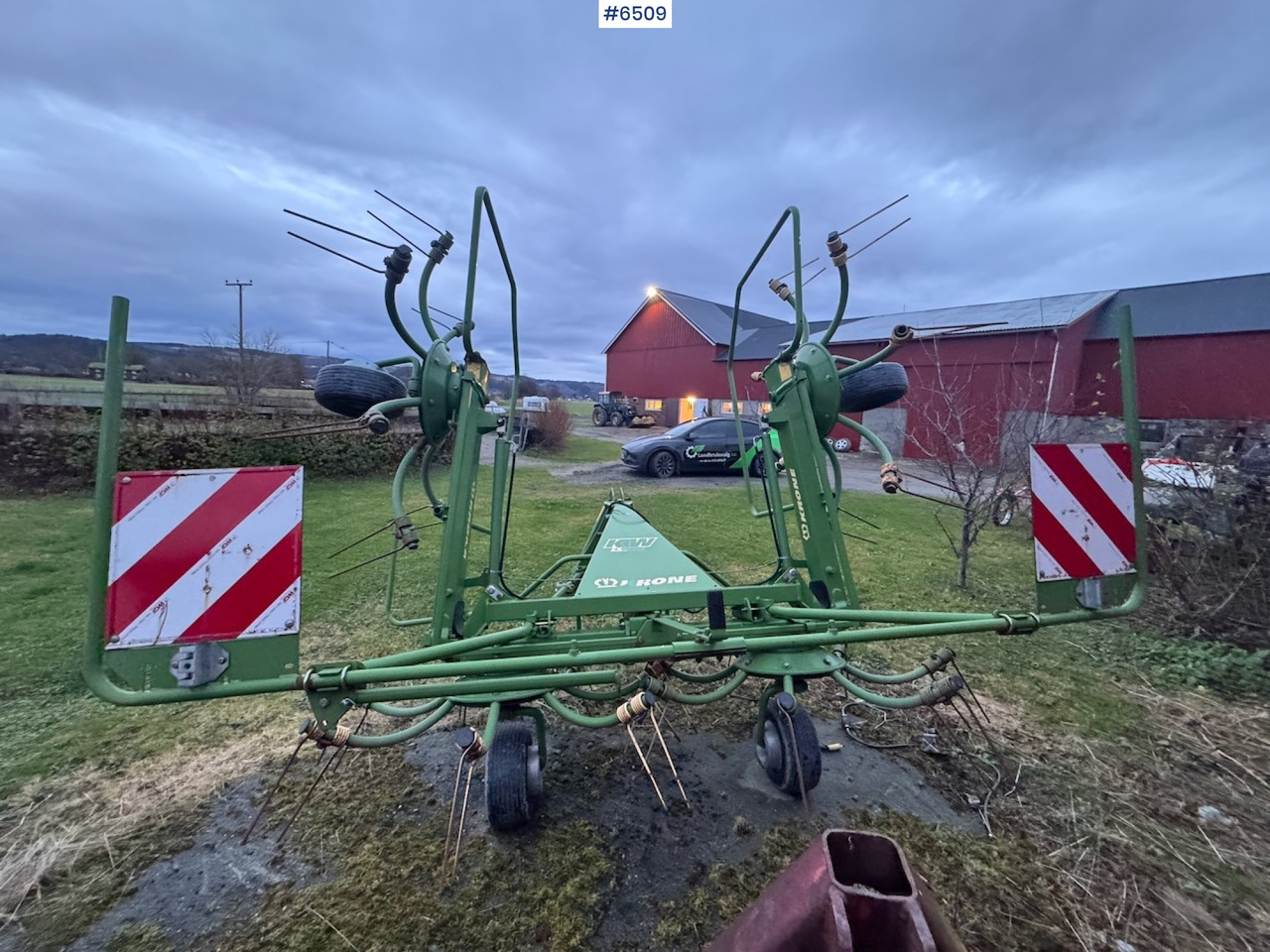 2011 Krone KW 5.52 tedder - Peralatan untuk pembuatan jerami: gambar 5 2011 Krone KW 5.52 tedder - Peralatan untuk pembuatan jerami: gambar 5