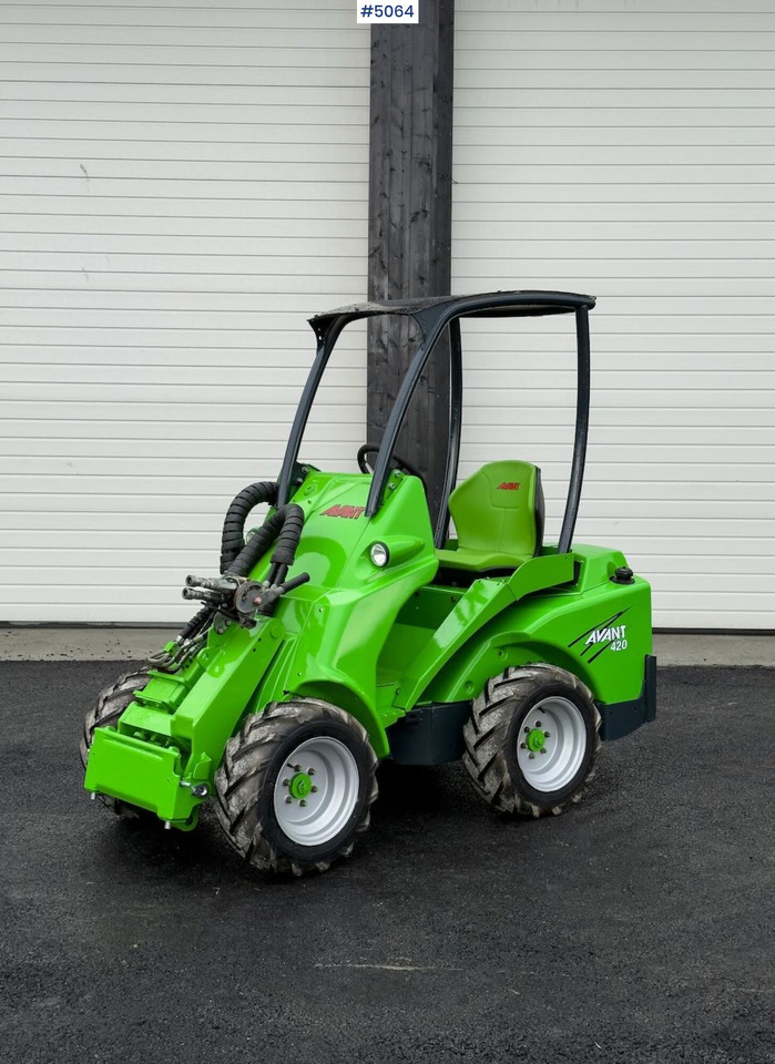 2012 Avant M420 w/ bucket NEWLY SERVICED - Pemuat ringkas: gambar 1 2012 Avant M420 w/ bucket NEWLY SERVICED - Pemuat ringkas: gambar 1