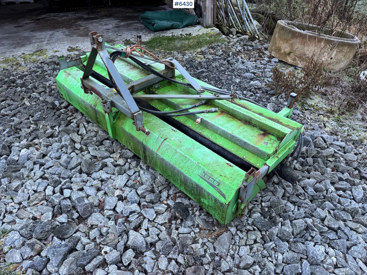 2012 Bemo 2300 with quick coupling. Price on request. - Sapu: gambar 2 2012 Bemo 2300 with quick coupling. Price on request. - Sapu: gambar 2