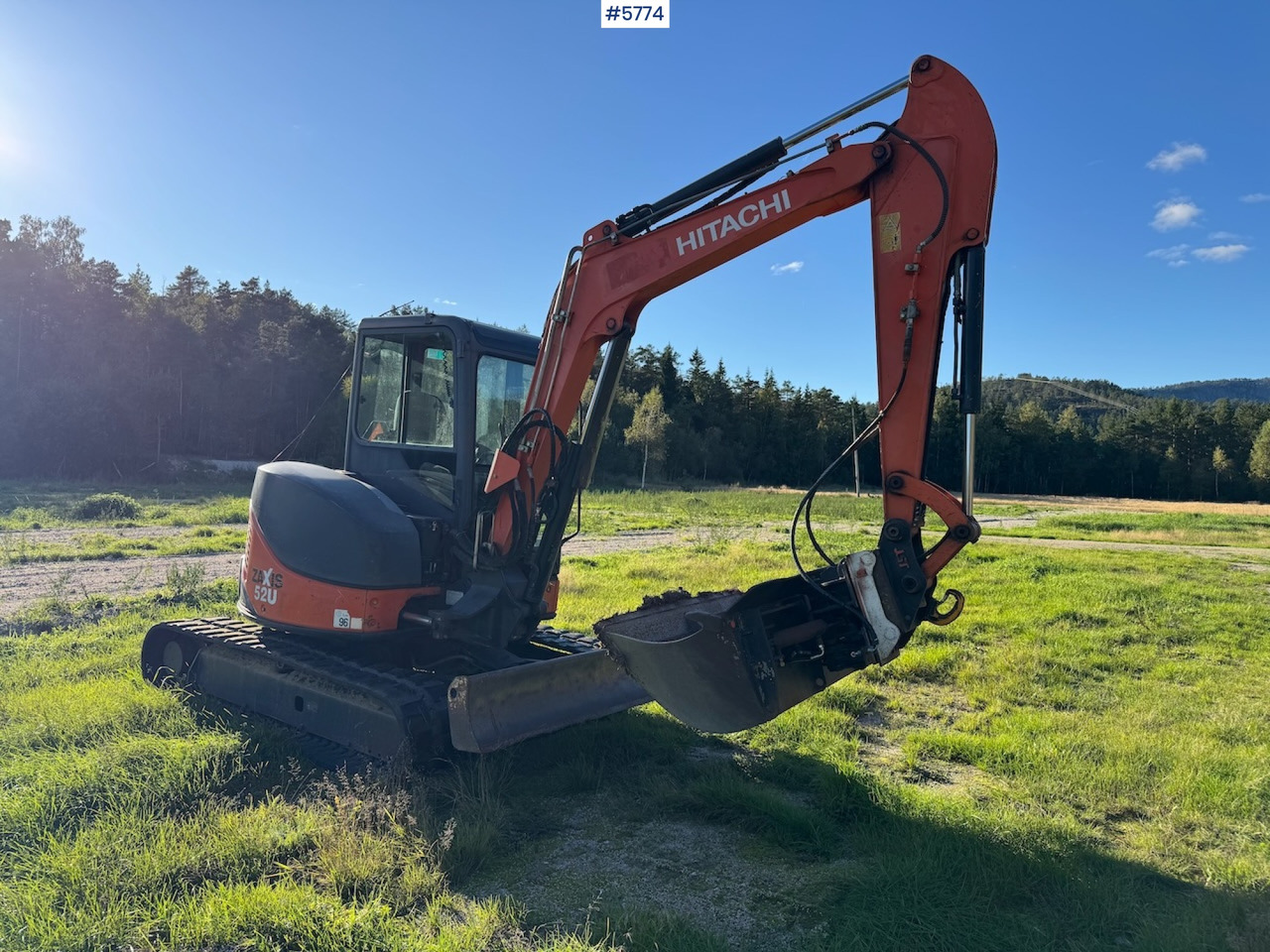 2012 Hitachi ZX 52 U-3 CLR - Ekskavator: gambar 4 2012 Hitachi ZX 52 U-3 CLR - Ekskavator: gambar 4