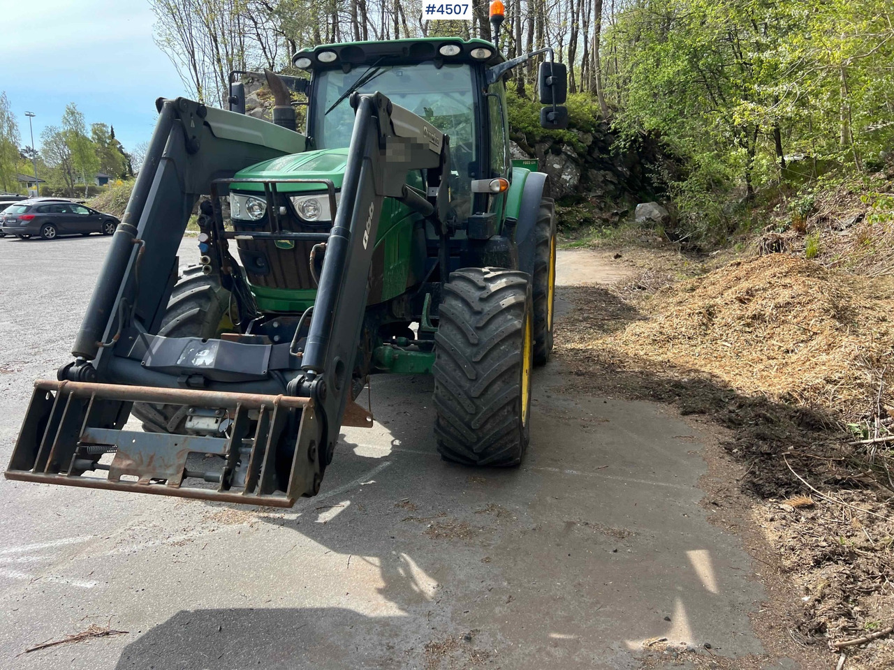 Traktor 2012 John Deere 6140R w/ front loader: gambar 13