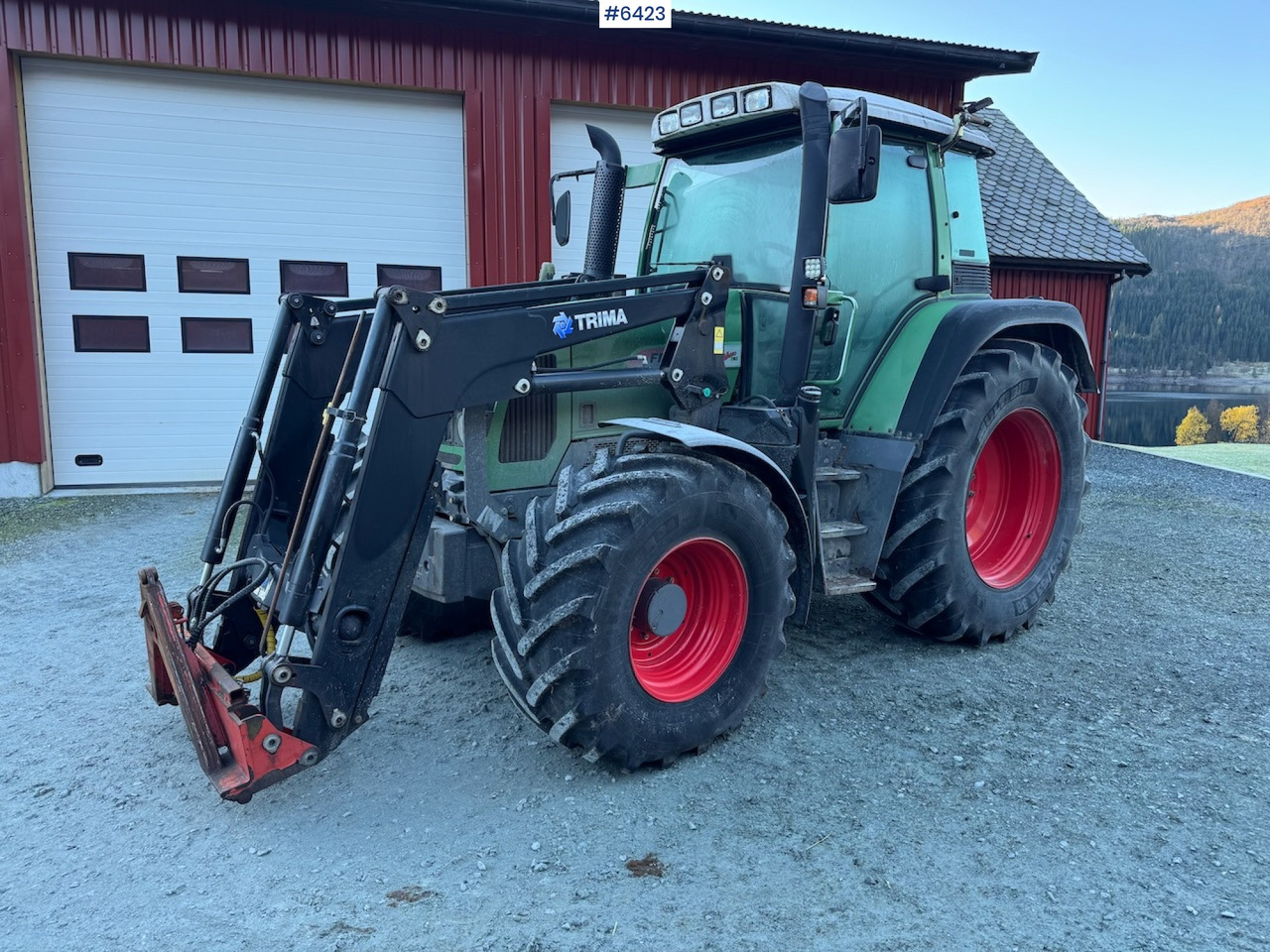 2013 Fendt 412 Vario TMS w/ front loader and plow plate. New engine! - Traktor: gambar 2 2013 Fendt 412 Vario TMS w/ front loader and plow plate. New engine! - Traktor: gambar 2