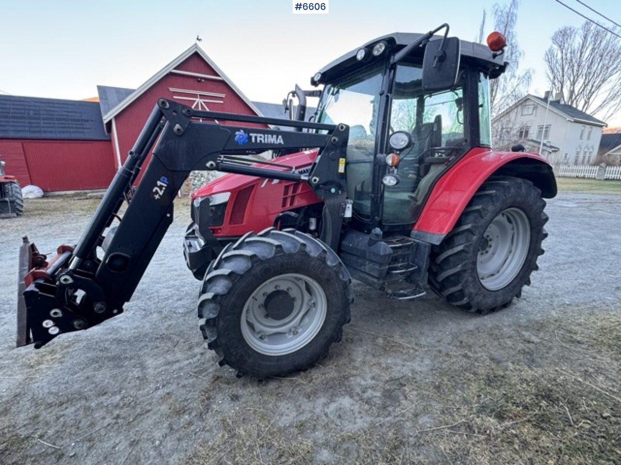2013 Massey Ferguson 5610 Dyna-4 with front loader. SEE VIDEO! - Traktor: gambar 1 2013 Massey Ferguson 5610 Dyna-4 with front loader. SEE VIDEO! - Traktor: gambar 1