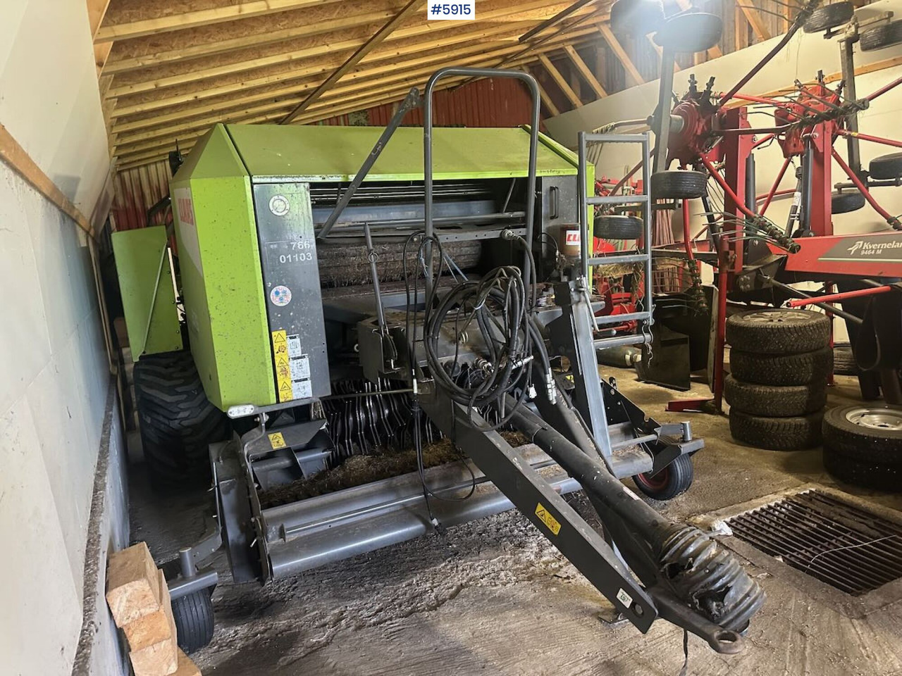 2014 Claas Rollant 375 uniwrap - Peralatan untuk pembuatan jerami: gambar 5 2014 Claas Rollant 375 uniwrap - Peralatan untuk pembuatan jerami: gambar 5