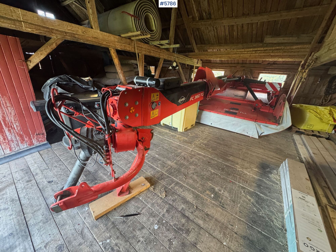 2014 Kuhn FC 3160 TCD Disc mower - Peralatan untuk pembuatan jerami: gambar 2 2014 Kuhn FC 3160 TCD Disc mower - Peralatan untuk pembuatan jerami: gambar 2