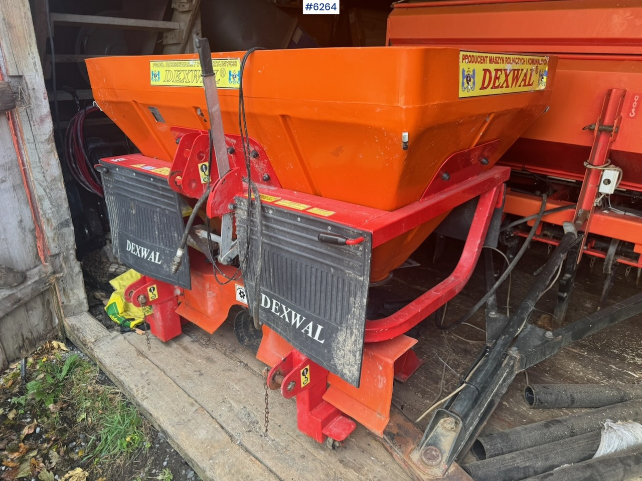 2015 Dexwal Tornado fertilizer spreader - Penyebar pupuk: gambar 1 2015 Dexwal Tornado fertilizer spreader - Penyebar pupuk: gambar 1
