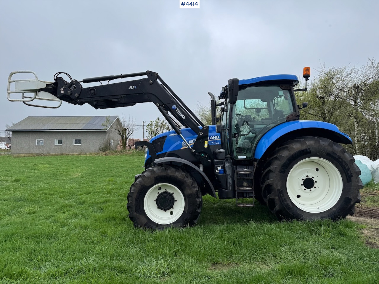 2015 New Holland T7.185 Auto Command w/Front Loader - Traktor: gambar 5 2015 New Holland T7.185 Auto Command w/Front Loader - Traktor: gambar 5
