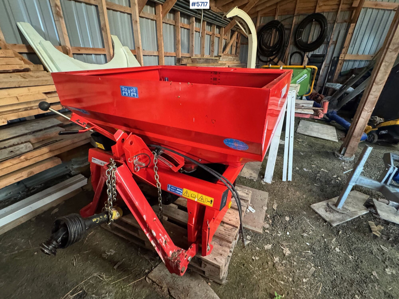 2015 RAUCH MDS 12.1 Fertiliser Spreader - Penyebar pupuk: gambar 3 2015 RAUCH MDS 12.1 Fertiliser Spreader - Penyebar pupuk: gambar 3