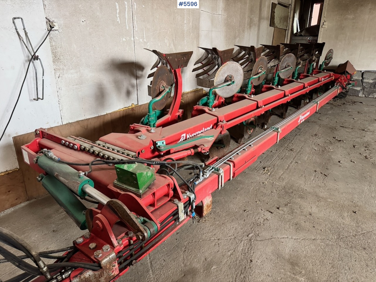 2017 Kverneland 7-Furrow Reversible Plow - Mesin pengolahan tanah: gambar 2 2017 Kverneland 7-Furrow Reversible Plow - Mesin pengolahan tanah: gambar 2