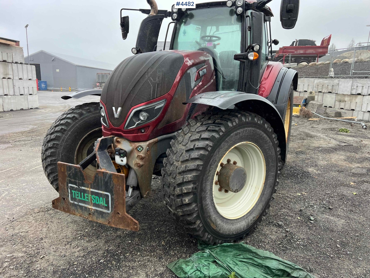 2017 Valtra T234 tractor Plow rigged Tractor - Traktor: gambar 1 2017 Valtra T234 tractor Plow rigged Tractor - Traktor: gambar 1