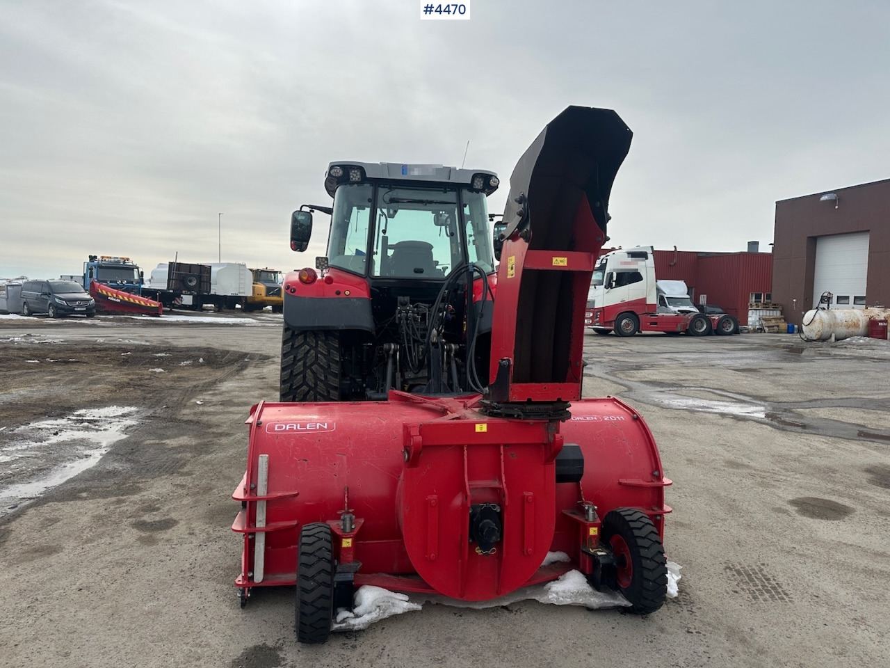 Traktor 2018 Massey Ferguson MF5713 S w/ 2020 Dalen snow blower: gambar 10 Traktor 2018 Massey Ferguson MF5713 S w/ 2020 Dalen snow blower: gambar 10
