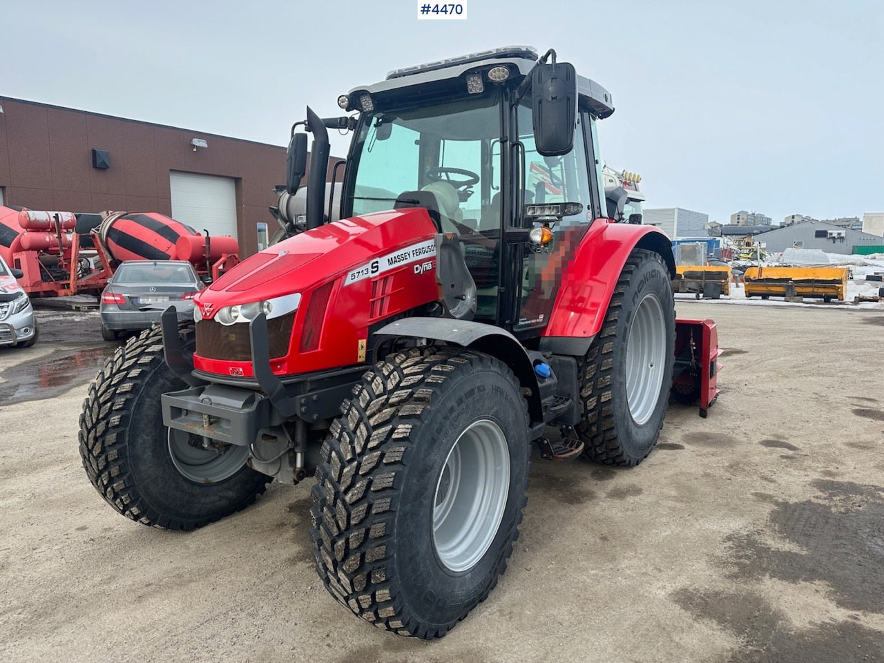 2018 Massey Ferguson MF5713 S w/ 2020 Dalen snow blower - Traktor: gambar 2 2018 Massey Ferguson MF5713 S w/ 2020 Dalen snow blower - Traktor: gambar 2