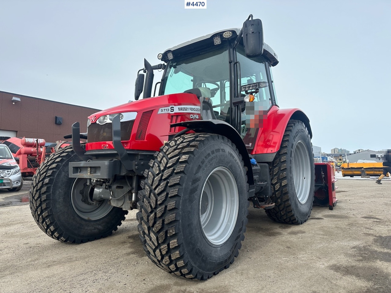 2018 Massey Ferguson MF5713 S w/ 2020 Dalen snow blower - Traktor: gambar 1 2018 Massey Ferguson MF5713 S w/ 2020 Dalen snow blower - Traktor: gambar 1