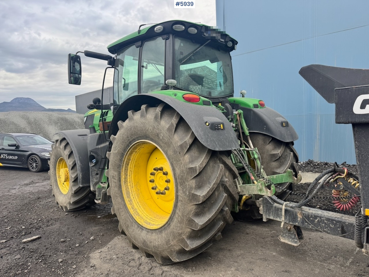 2020 John Deere 6215R w/ Front PTO and hydraulics. 2 sets of tires. - Traktor: gambar 4 2020 John Deere 6215R w/ Front PTO and hydraulics. 2 sets of tires. - Traktor: gambar 4