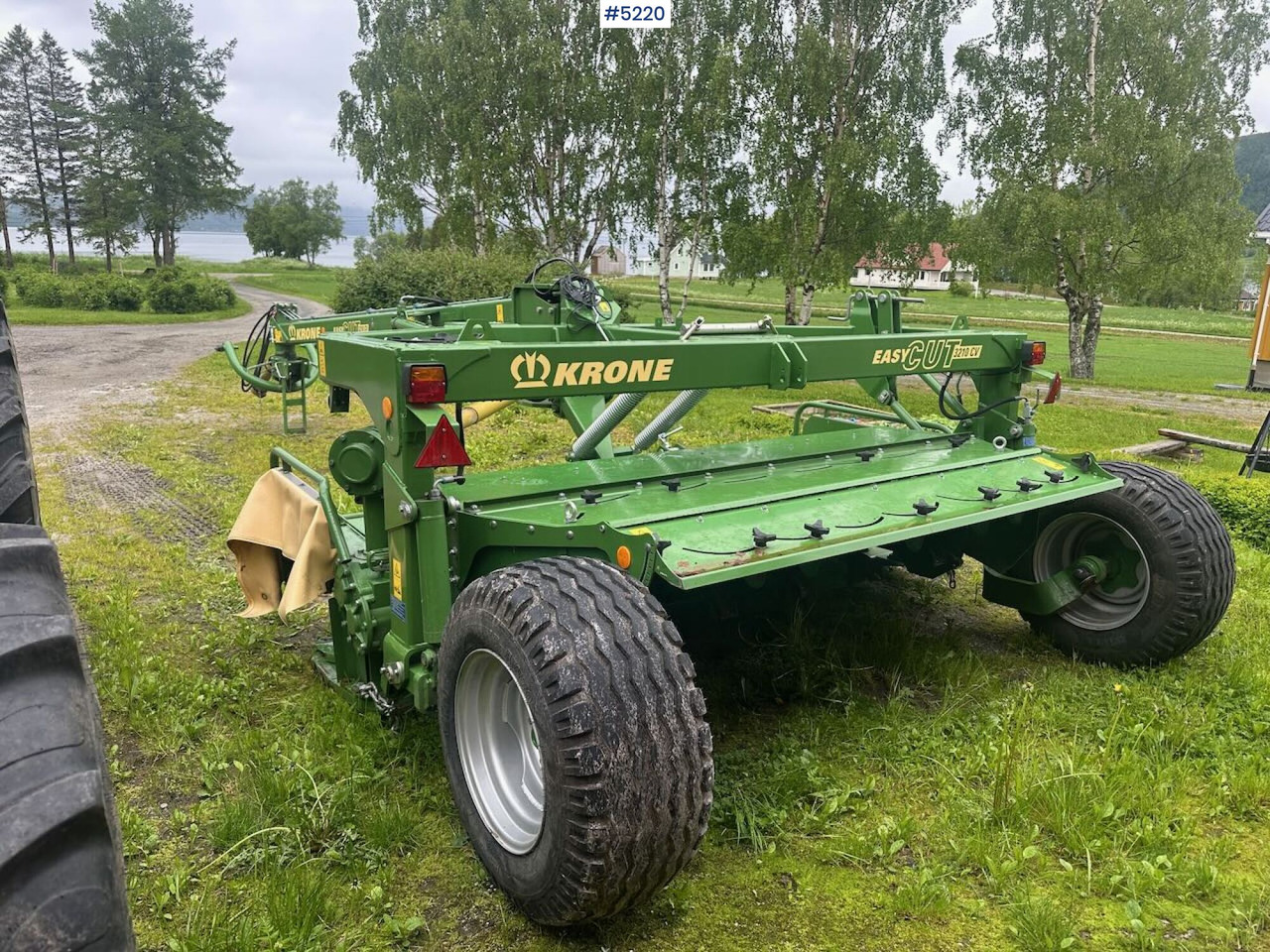 2020 Krone Easy cut 3210 mower - Peralatan untuk pembuatan jerami: gambar 4 2020 Krone Easy cut 3210 mower - Peralatan untuk pembuatan jerami: gambar 4