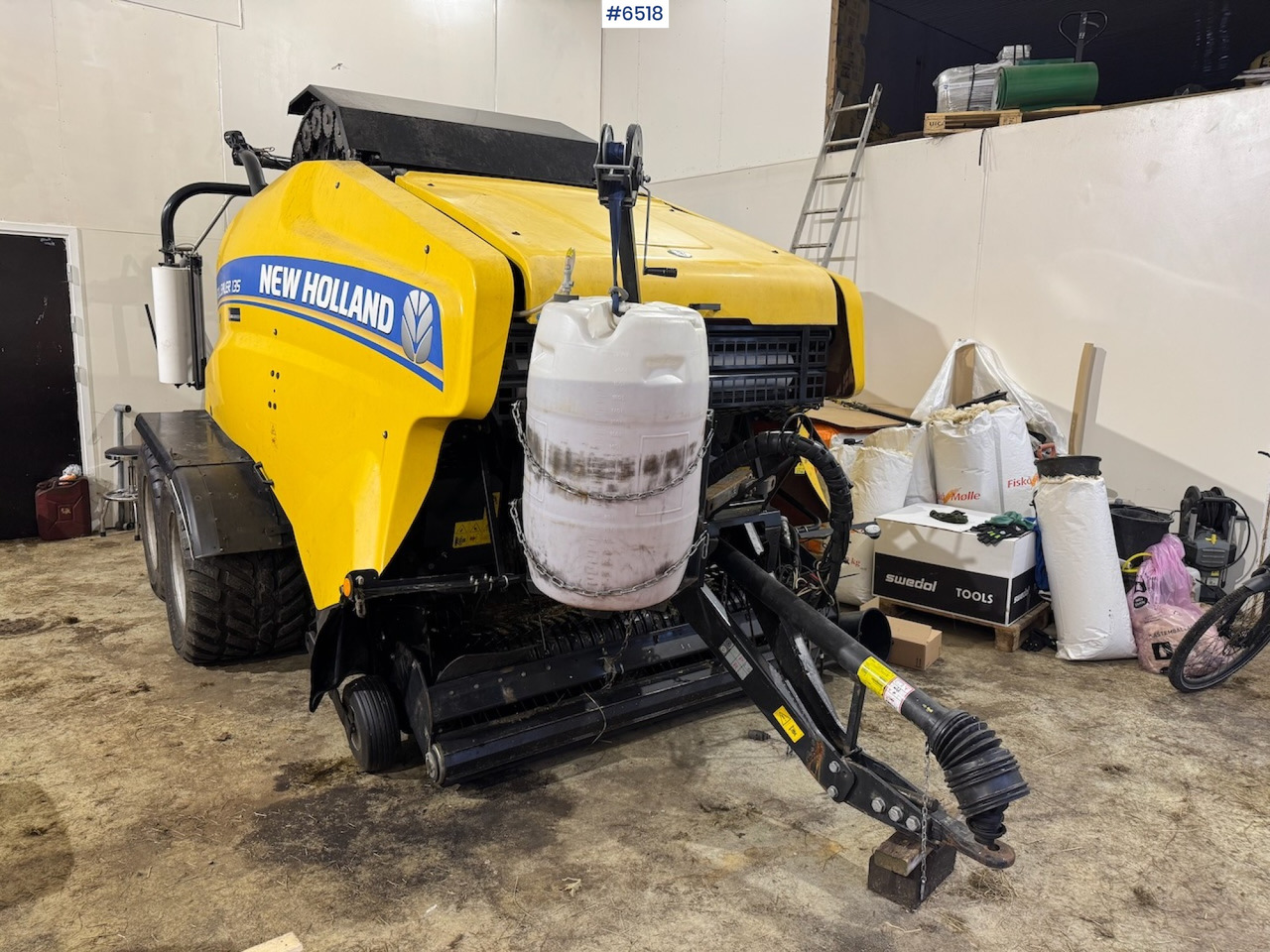 2020 New Holland Roll Baler 135 Ultra. - Peralatan untuk pembuatan jerami: gambar 5 2020 New Holland Roll Baler 135 Ultra. - Peralatan untuk pembuatan jerami: gambar 5