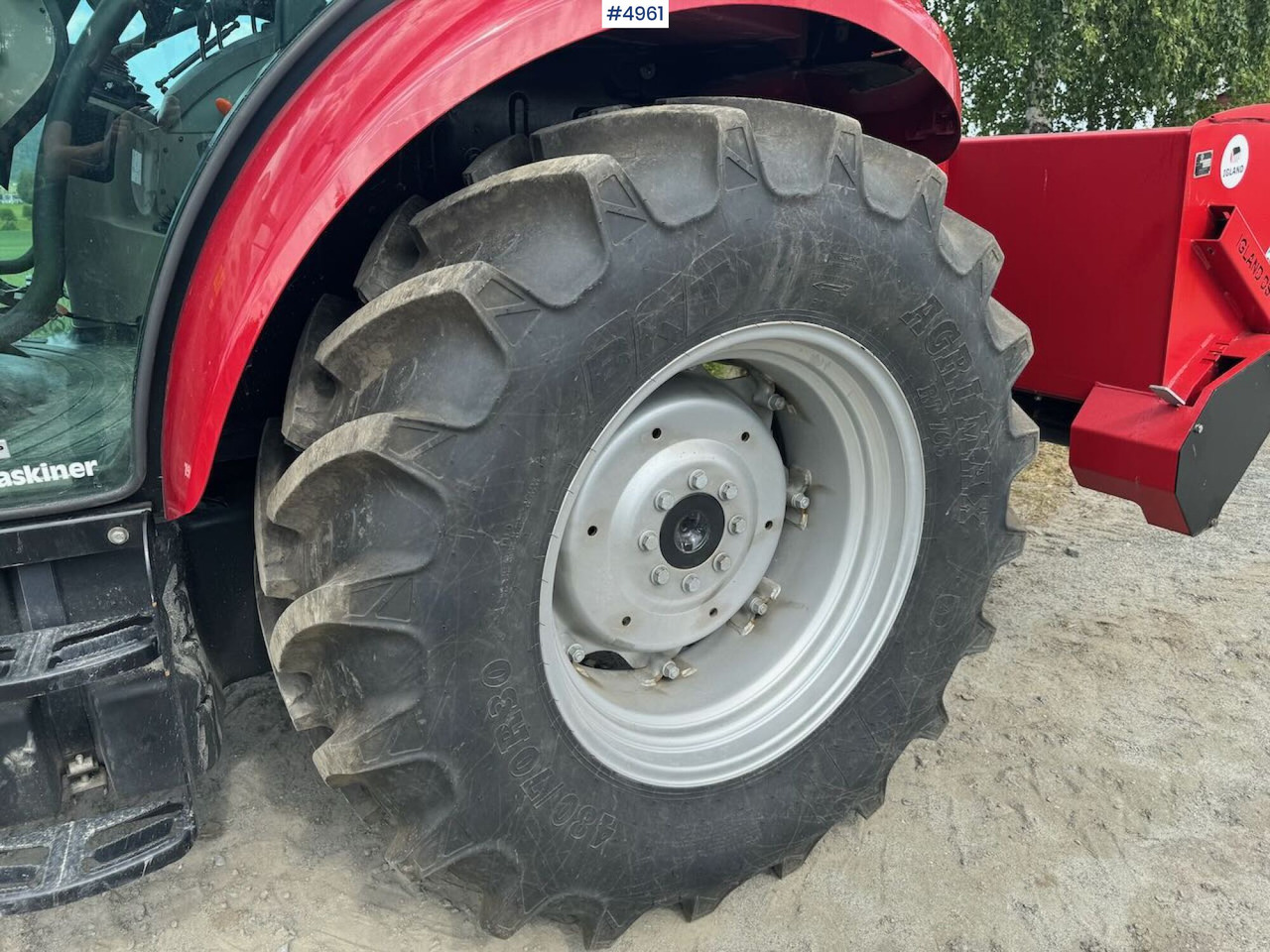 Traktor 2021 Case IH Famall 75C w/ front loader. 150 Hours!: gambar 30