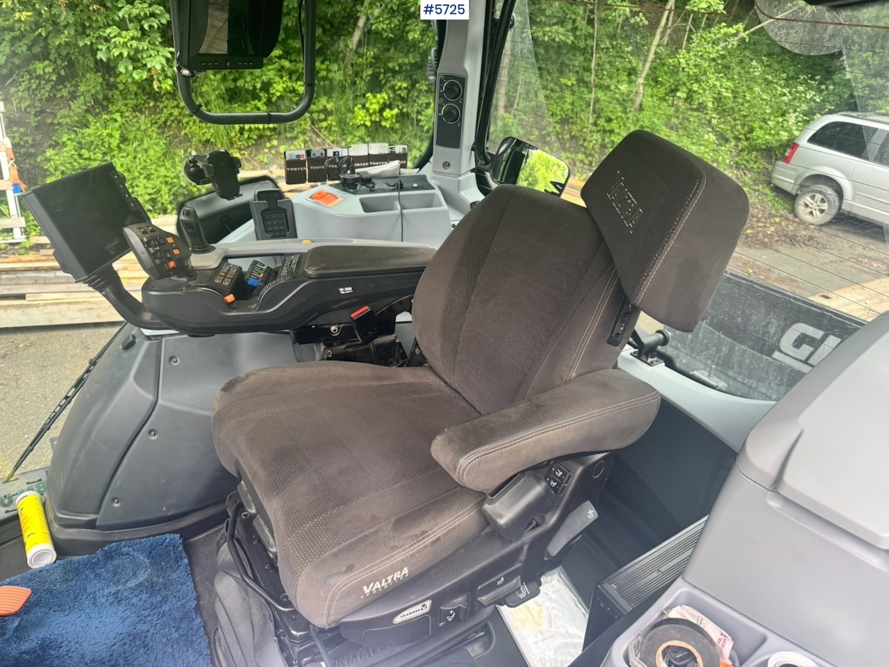 2022 Valtra N175 4x4 w/ Front loader, Hydraulics, Bucket and Pallet forks. Overhauled. - Traktor: gambar 5 2022 Valtra N175 4x4 w/ Front loader, Hydraulics, Bucket and Pallet forks. Overhauled. - Traktor: gambar 5