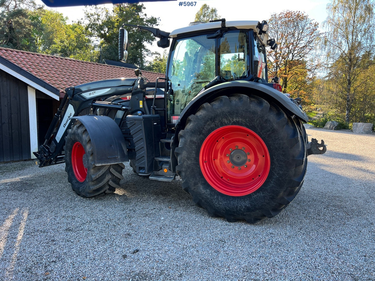 2023 Fendt 724 Vario profi + w/ Front loader and fully equipped - Traktor: gambar 2 2023 Fendt 724 Vario profi + w/ Front loader and fully equipped - Traktor: gambar 2