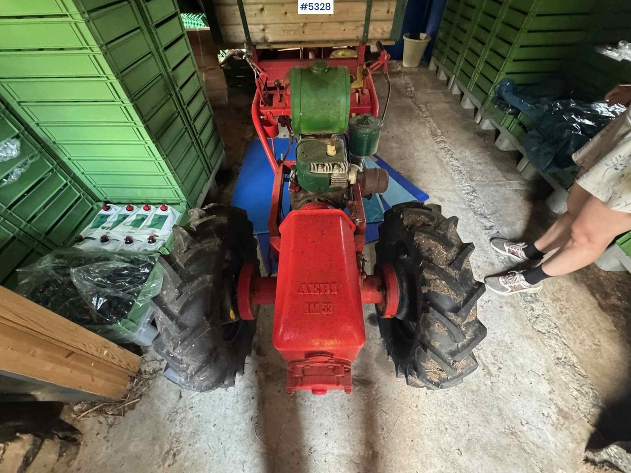 Aebi AM 53 tractor - Traktor: gambar 1 Aebi AM 53 tractor - Traktor: gambar 1